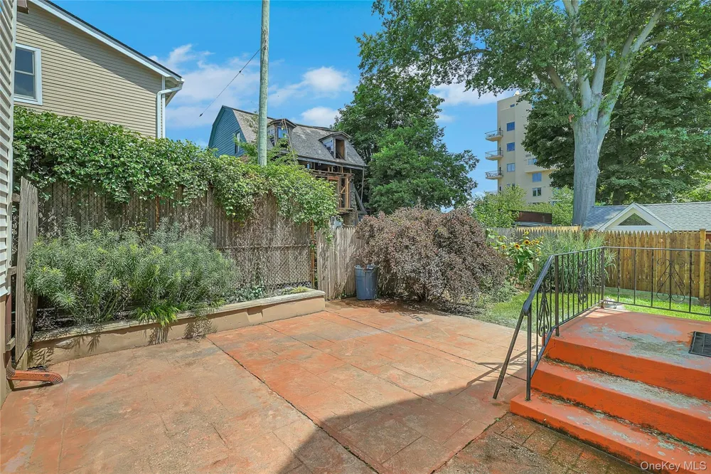28 Burd Street Nyack, NY 10960