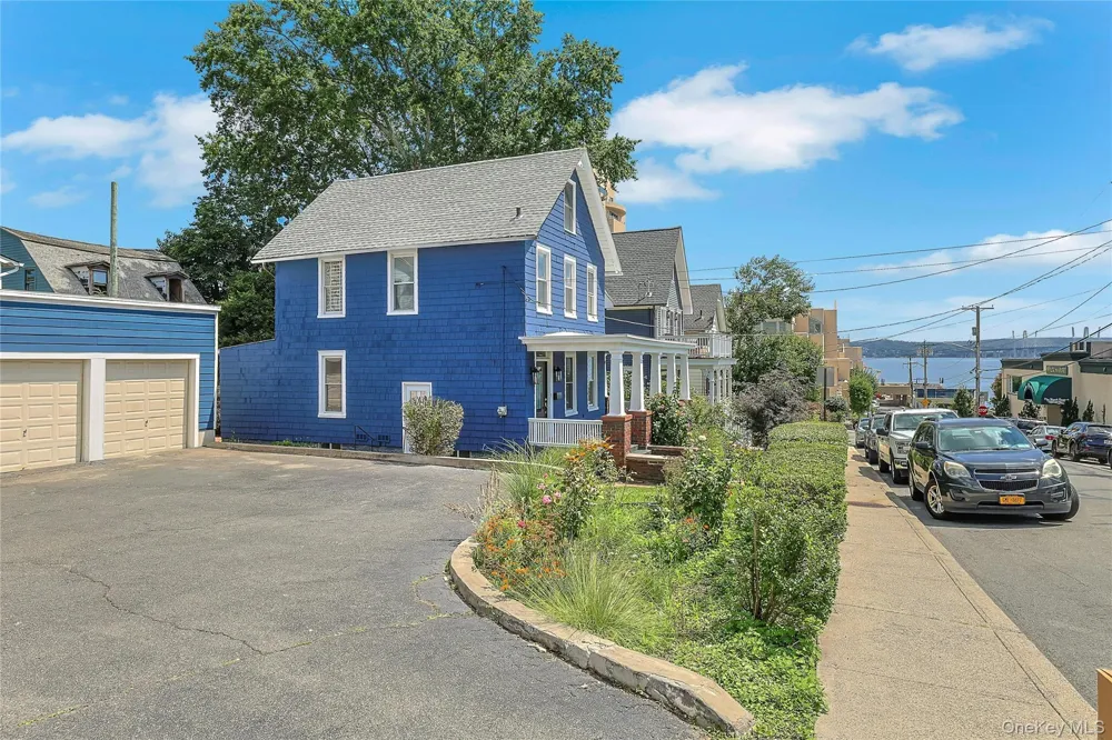28 Burd Street Nyack, NY 10960