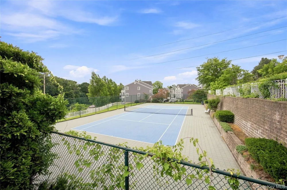 60 Eagle Ridge Way Nanuet, NY 10954