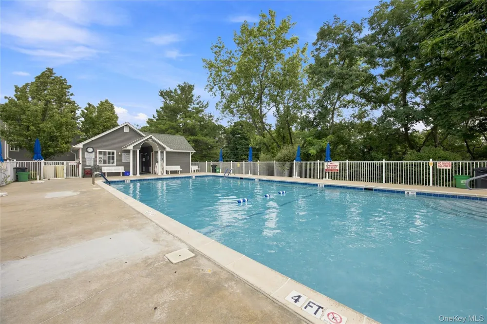 60 Eagle Ridge Way Nanuet, NY 10954