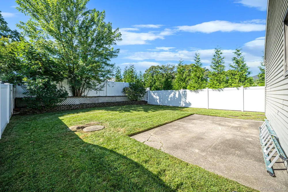 256 Deer Road Ronkonkoma, NY 11779