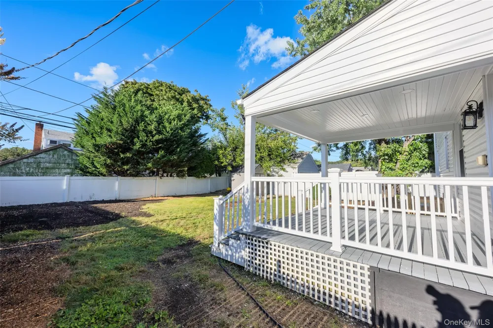 843 Jerusalem Avenue Merrick, NY 11566