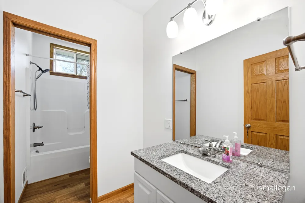 8165 Alpine Avenue NW Sparta, MI 49345