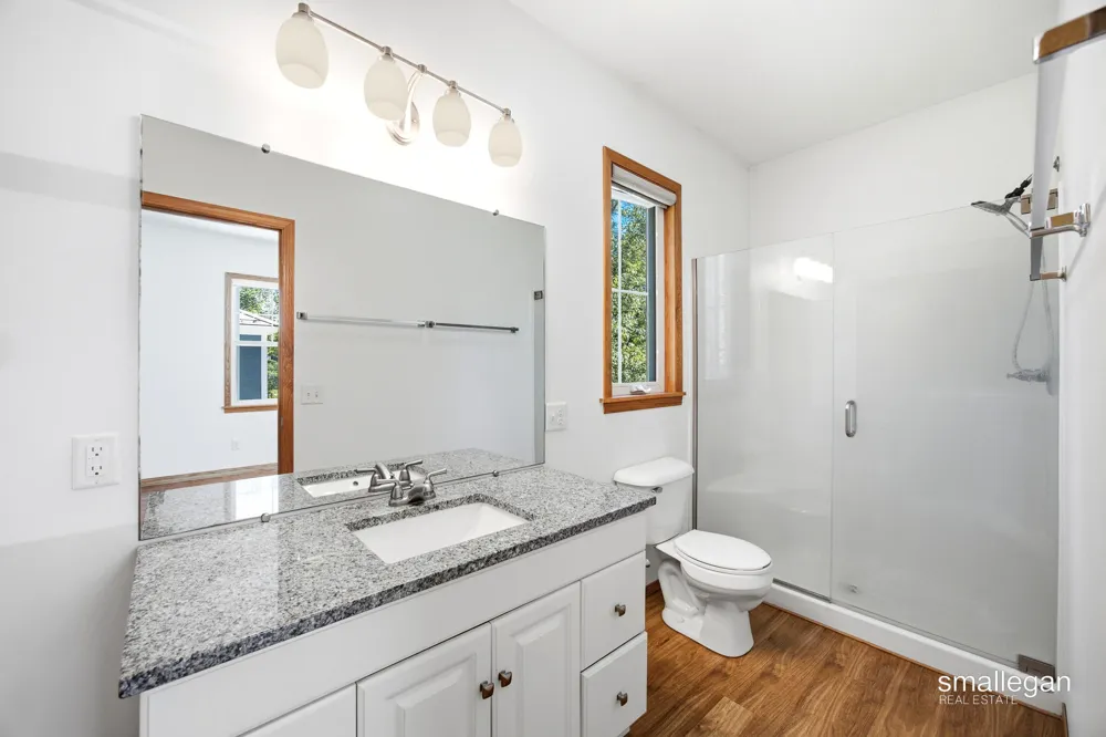 8165 Alpine Avenue NW Sparta, MI 49345