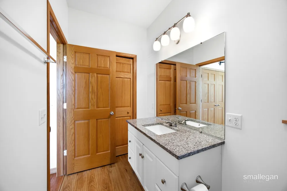 8165 Alpine Avenue NW Sparta, MI 49345