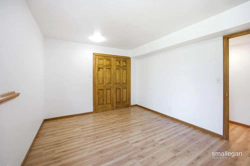 8165 Alpine Avenue NW Sparta, MI 49345