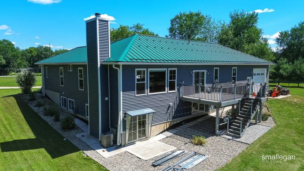 8165 Alpine Avenue NW Sparta, MI 49345