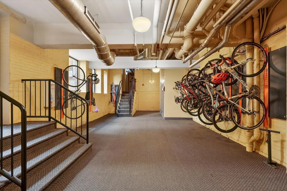 600 Broadway Avenue NW #211 Grand Rapids, MI 49504