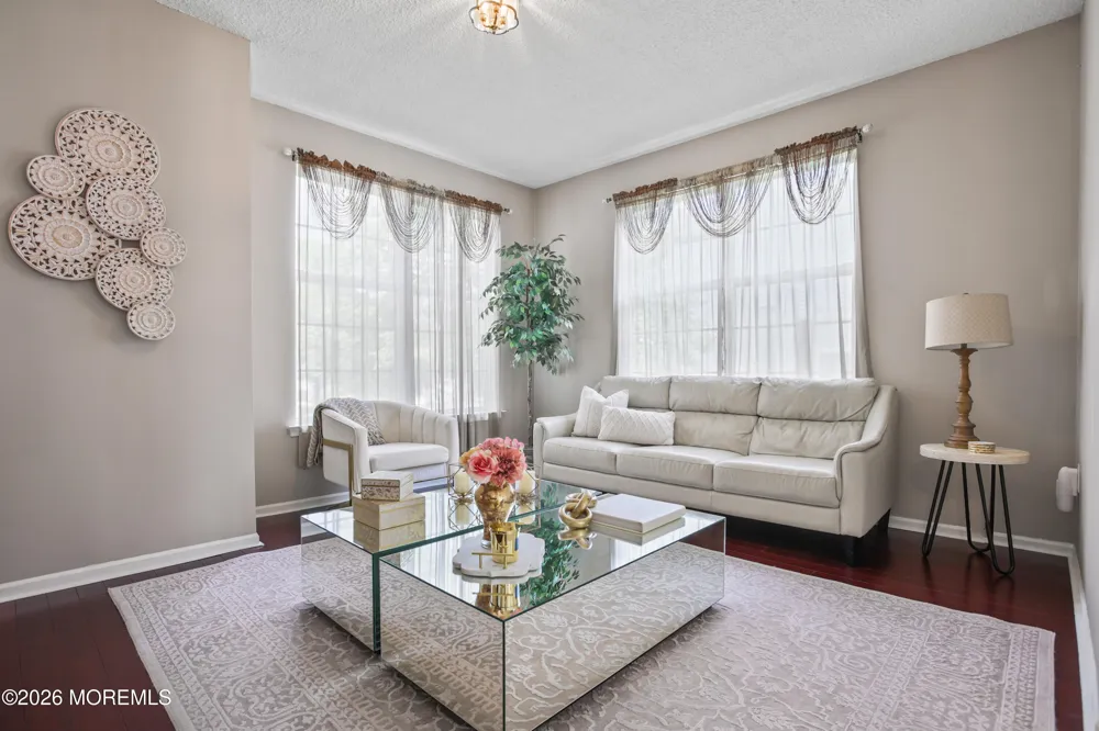 53 Cheyenne Street Tinton Falls, NJ 07712