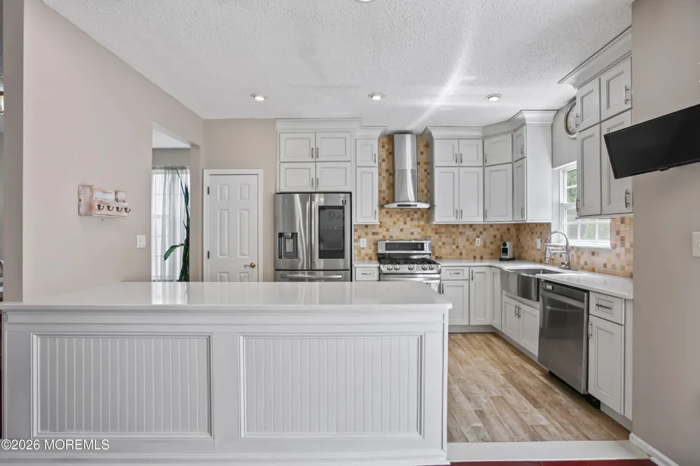 53 Cheyenne Street Tinton Falls, NJ 07712