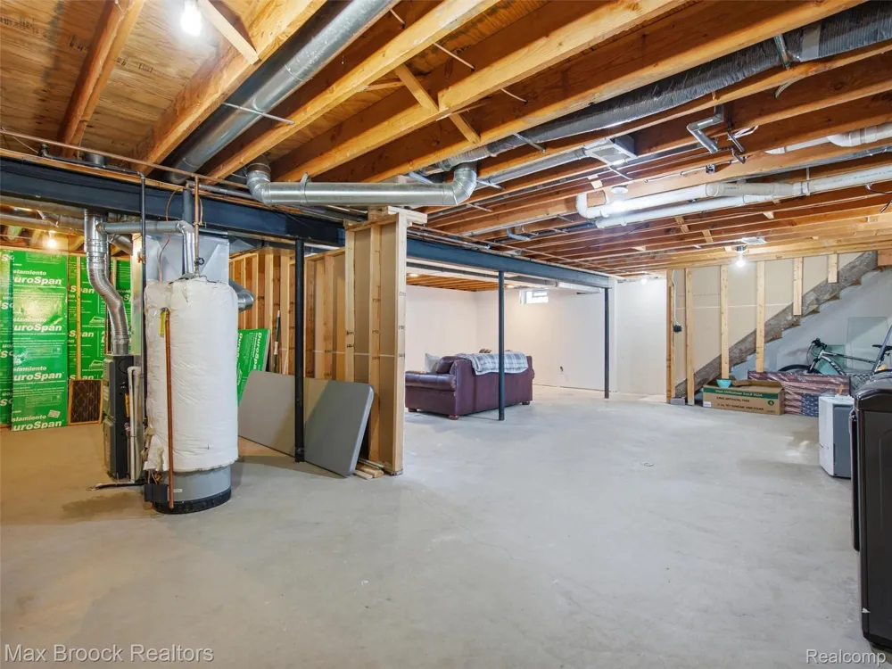 22134 Pleasant Street St Clair Shores City, MI 48080