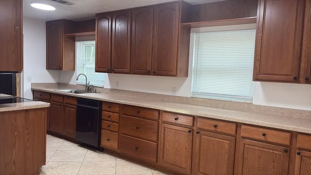 2401 NE 19TH AVENUE ocala, FL 34470