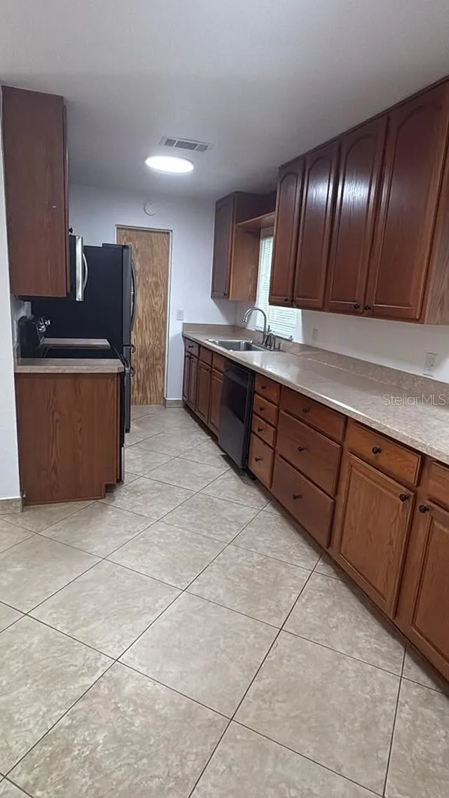 2401 NE 19TH AVENUE ocala, FL 34470