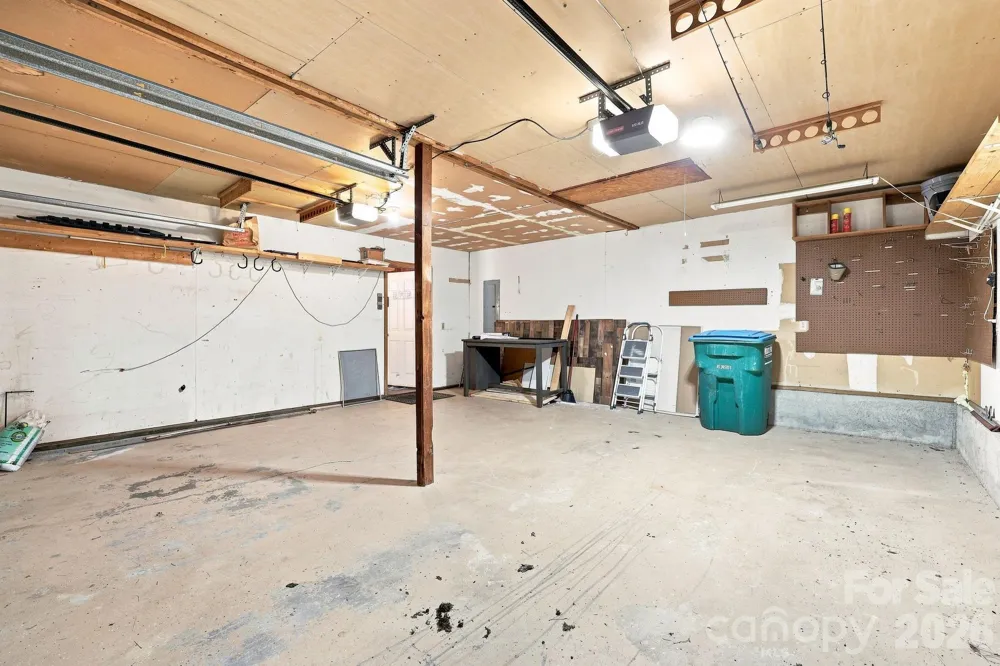 24 Oakwood Road Candler, NC 28715