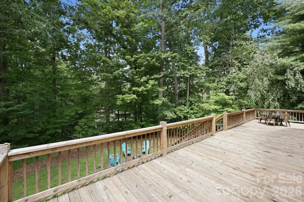 24 Oakwood Road Candler, NC 28715