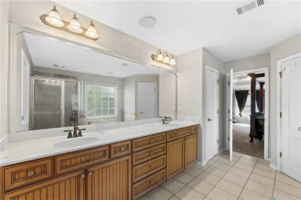 2563 Bogan Bridge Circle Buford, GA 30519