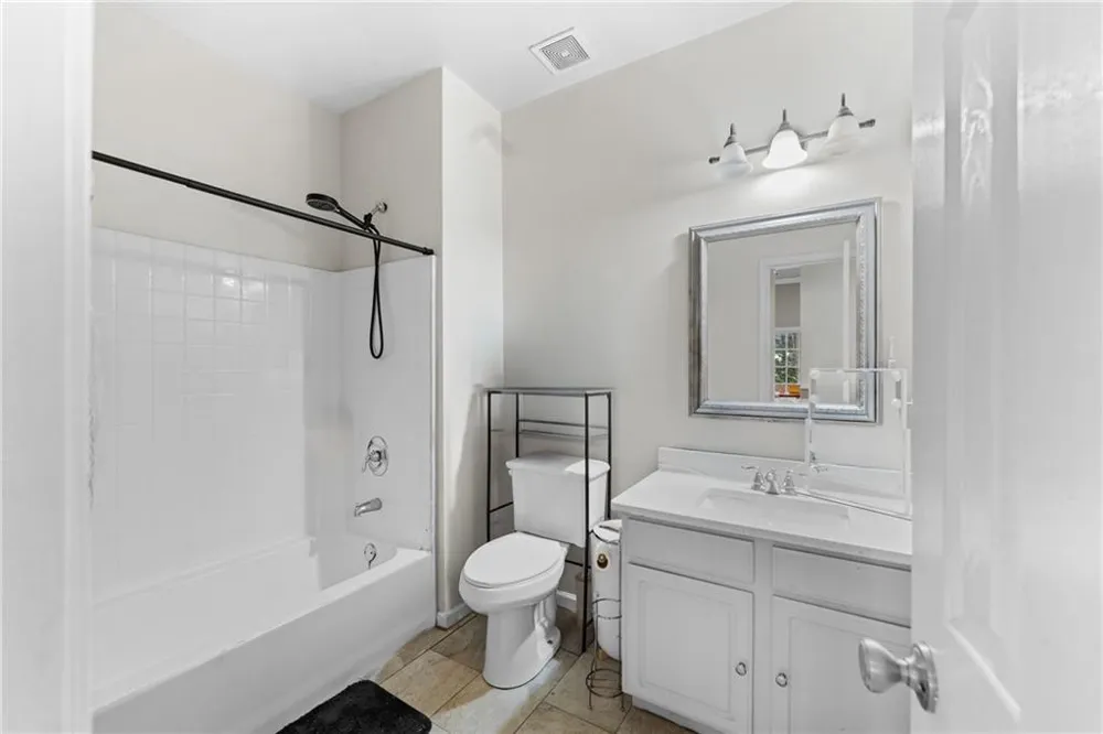 2563 Bogan Bridge Circle Buford, GA 30519