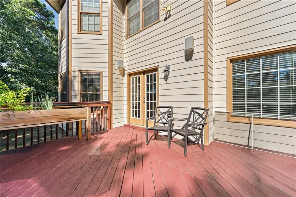2563 Bogan Bridge Circle Buford, GA 30519