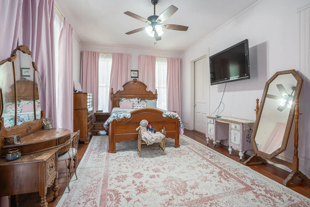 8334 Fm 562 Anahuac, TX 77514