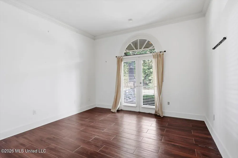 36 Moss Forest Circle Jackson, MS 39211