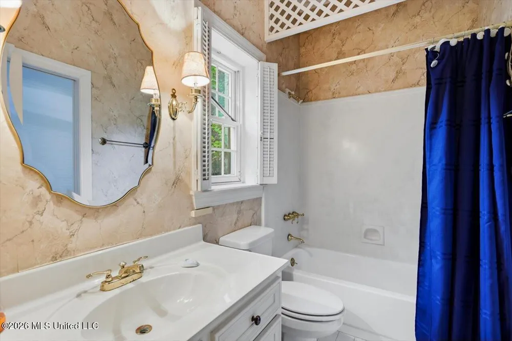 36 Moss Forest Circle Jackson, MS 39211