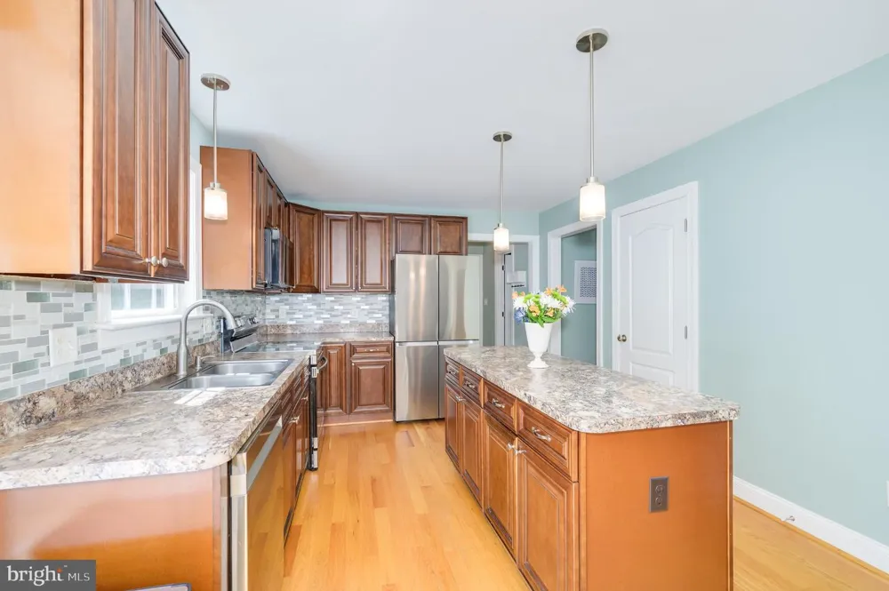 114 COMANCHE TRL Winchester, VA 22602