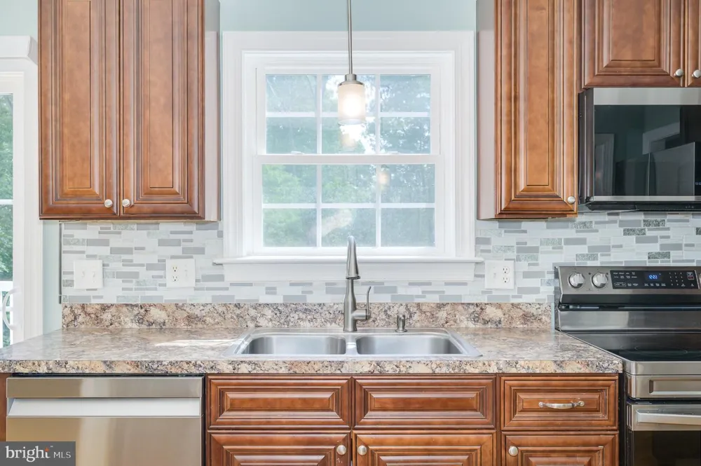 114 COMANCHE TRL Winchester, VA 22602