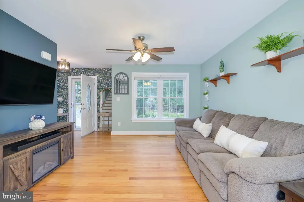 114 COMANCHE TRL Winchester, VA 22602