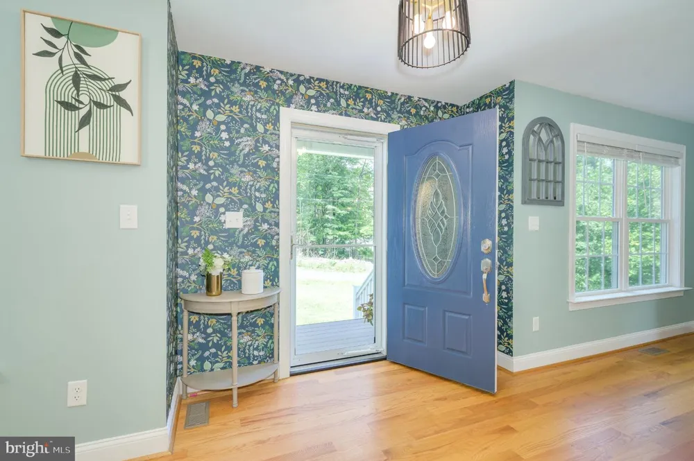 114 COMANCHE TRL Winchester, VA 22602
