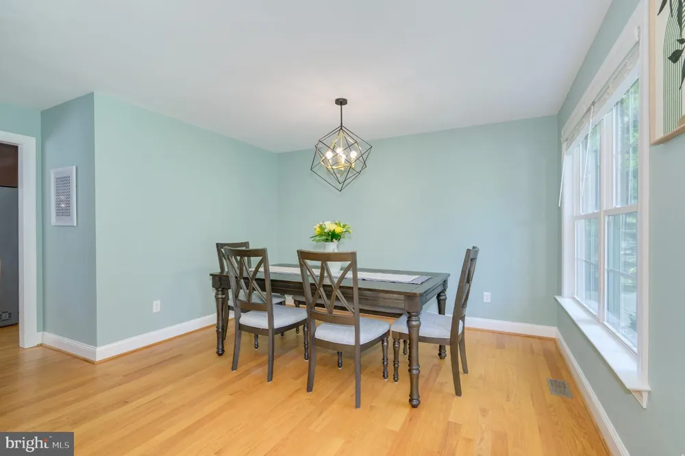 114 COMANCHE TRL Winchester, VA 22602