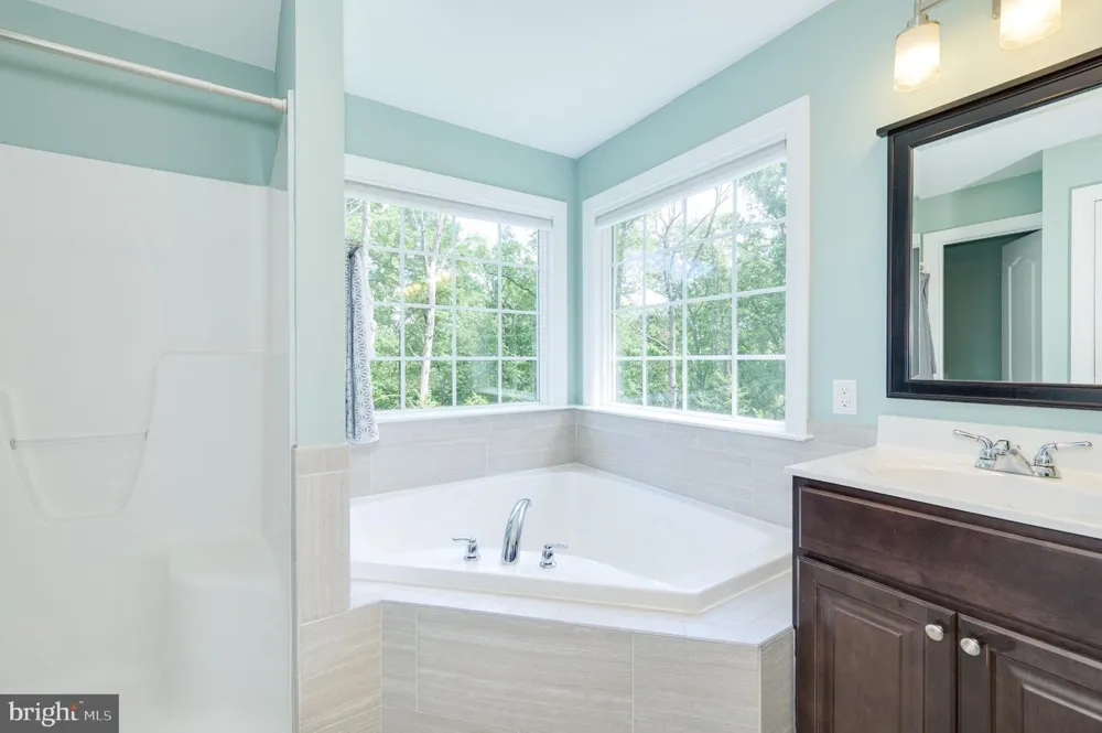 114 COMANCHE TRL Winchester, VA 22602