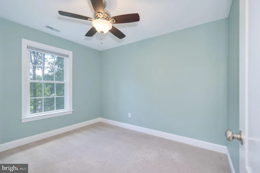 114 COMANCHE TRL Winchester, VA 22602