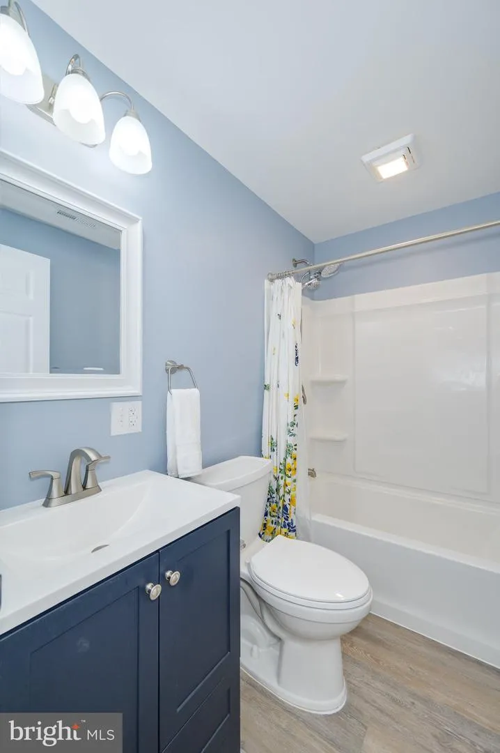 114 COMANCHE TRL Winchester, VA 22602