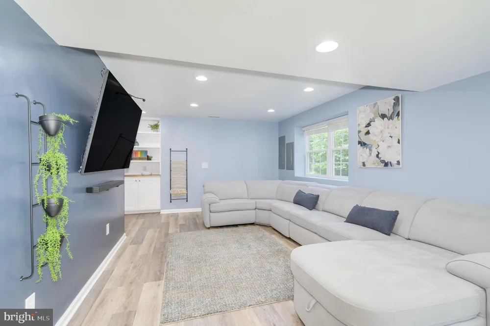 114 COMANCHE TRL Winchester, VA 22602