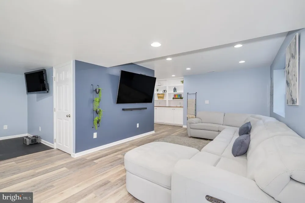 114 COMANCHE TRL Winchester, VA 22602