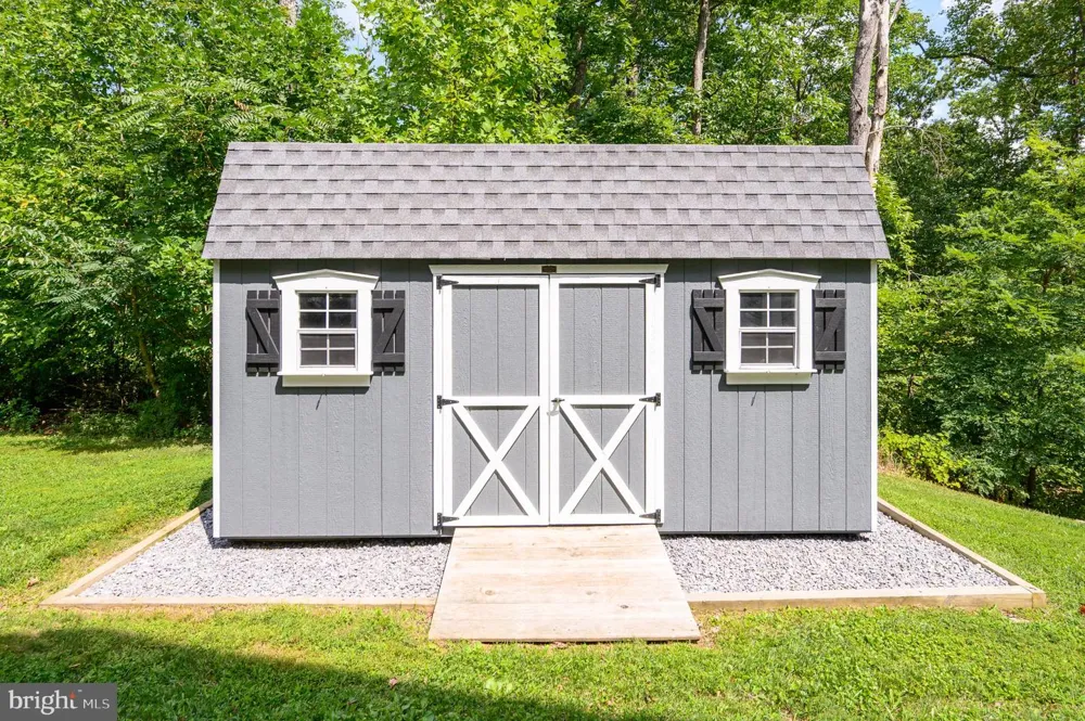 114 COMANCHE TRL Winchester, VA 22602