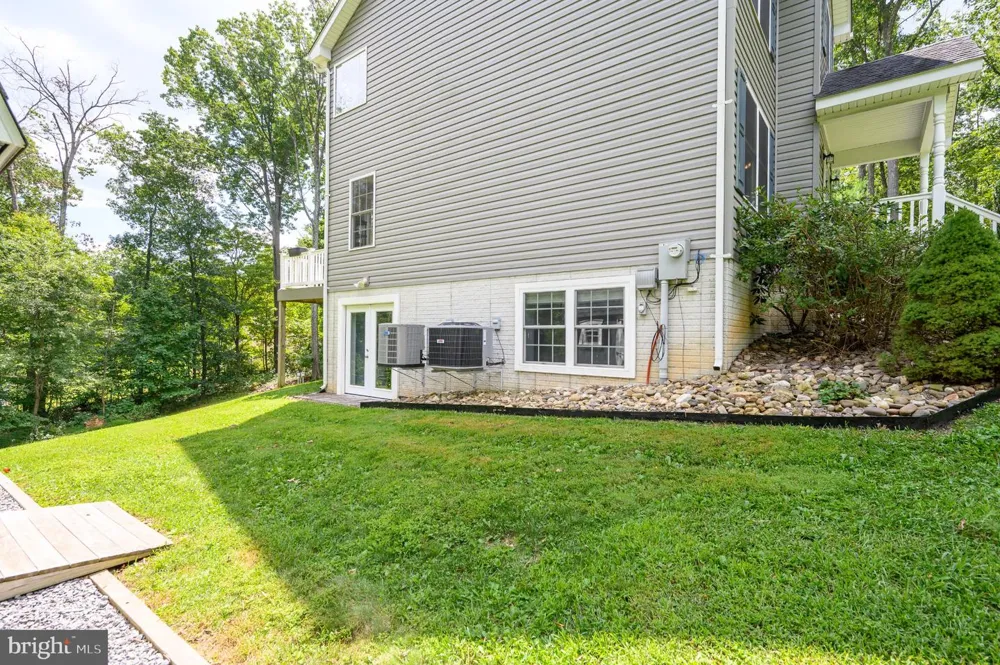 114 COMANCHE TRL Winchester, VA 22602