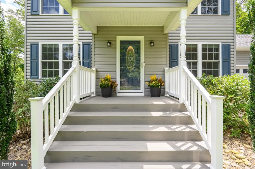 114 COMANCHE TRL Winchester, VA 22602