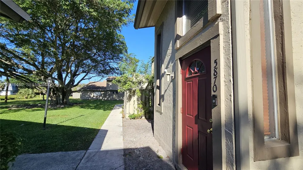 5870 NW 21st St #45-E Lauderhill, FL 33313