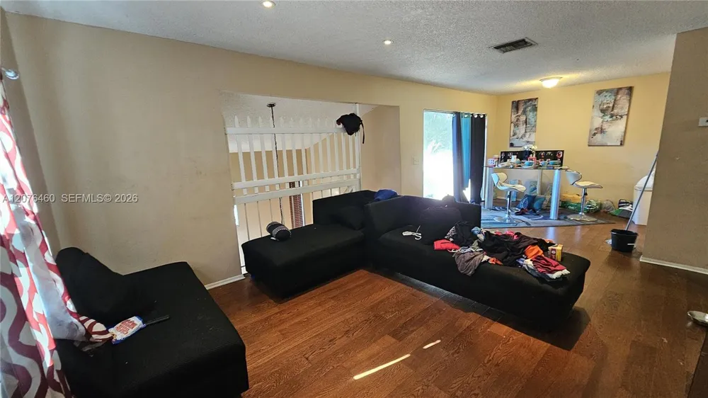 5870 NW 21st St #45-E Lauderhill, FL 33313