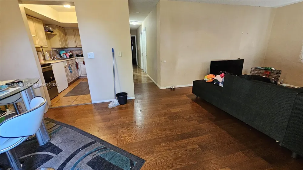 5870 NW 21st St #45-E Lauderhill, FL 33313