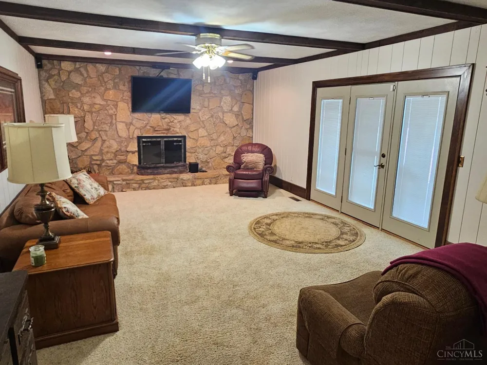 619 Shultz Drive Hamilton, OH 45013