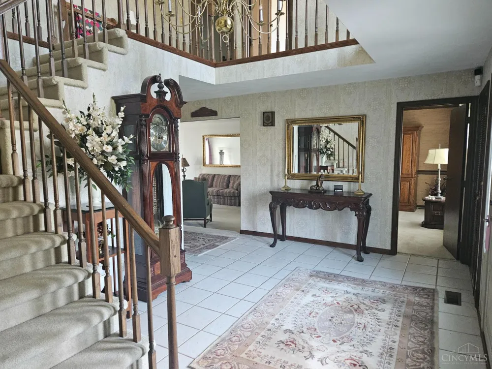 619 Shultz Drive Hamilton, OH 45013