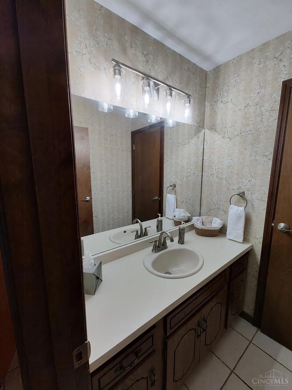 619 Shultz Drive Hamilton, OH 45013