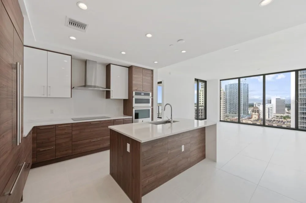 301 1ST STREET S #1804 St Petersburg, FL 33701