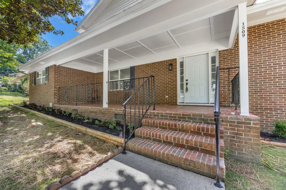 1509 17th Street NW Cleveland, TN 37311