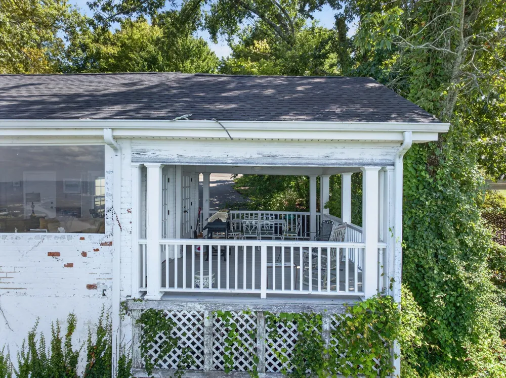 424 W Brow Road Lookout Mountain, TN 37350