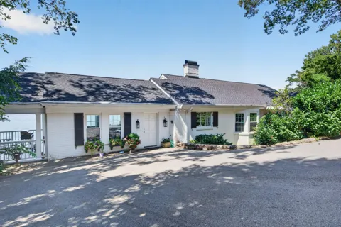 424 W Brow Road