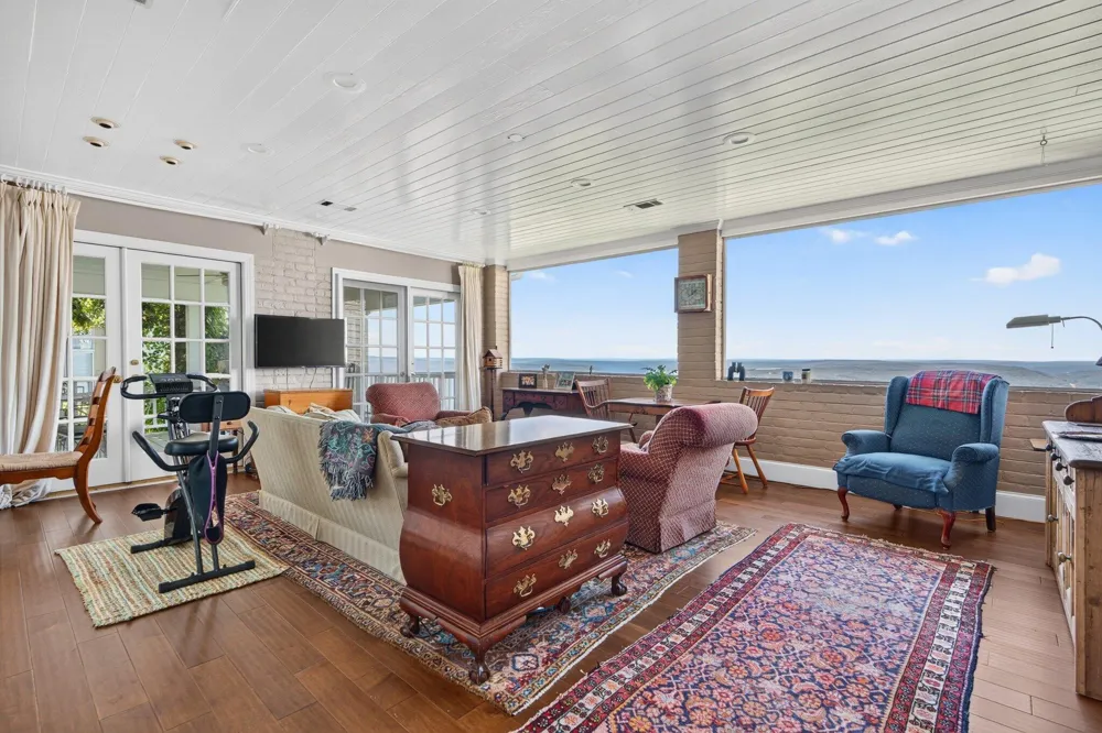 424 W Brow Road Lookout Mountain, TN 37350