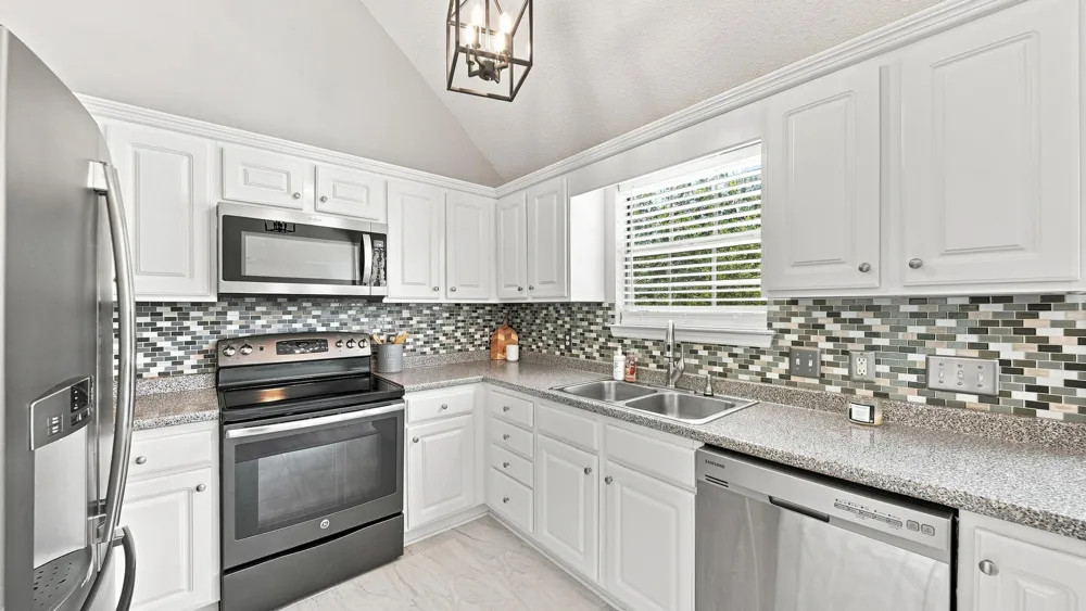 6179 Pringle Drive Ooltewah, TN 37363
